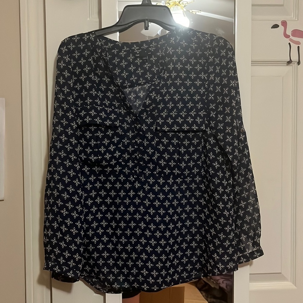 Navy Blouse with Tan and White Design by Gap